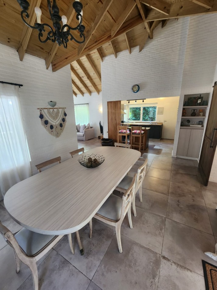 Casa 5 ambientes en Venta en Valeria del Mar