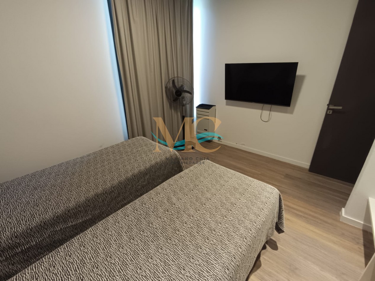 Casa con pileta en Isla del Golf