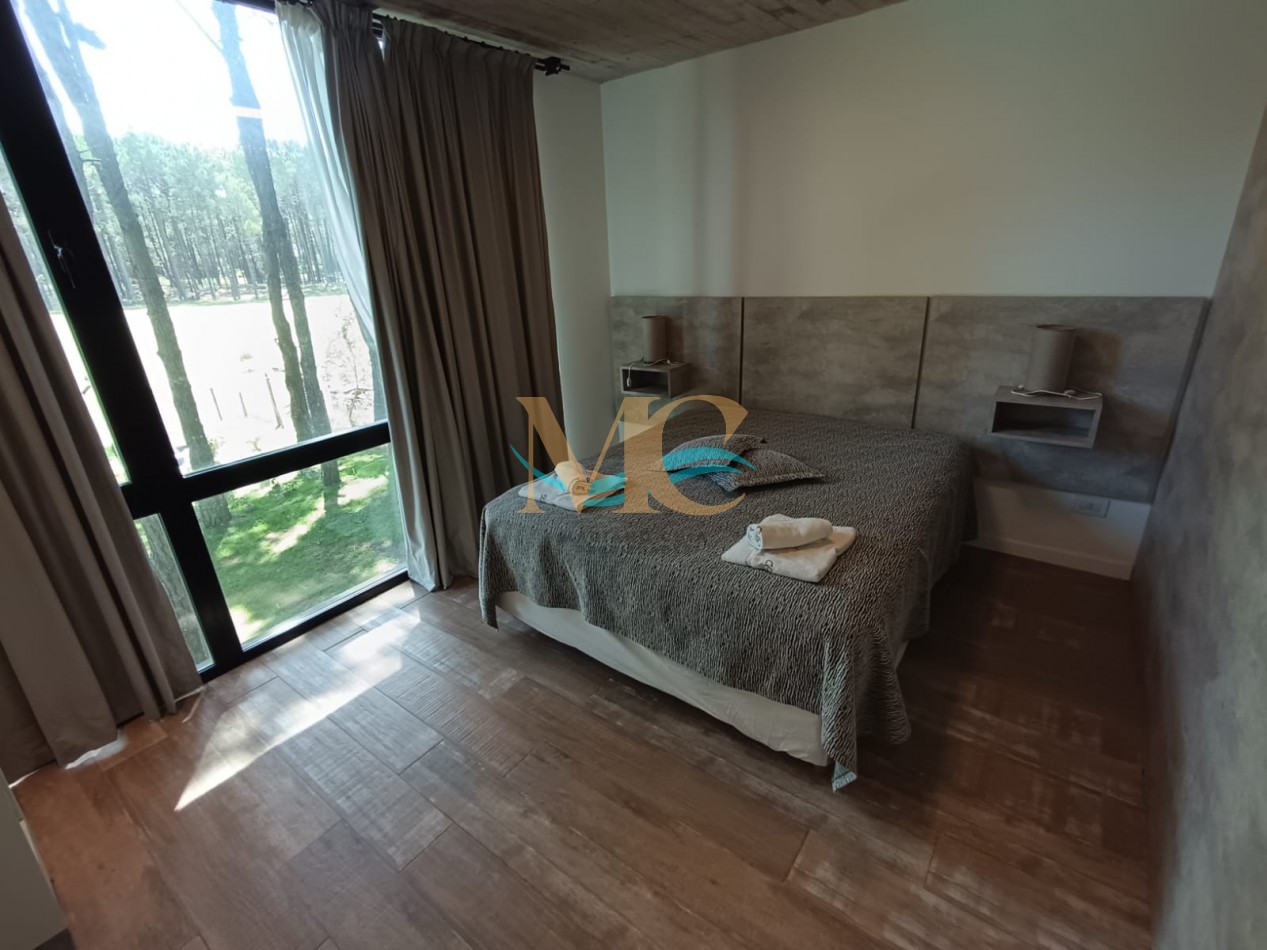 Casa con pileta en Isla del Golf