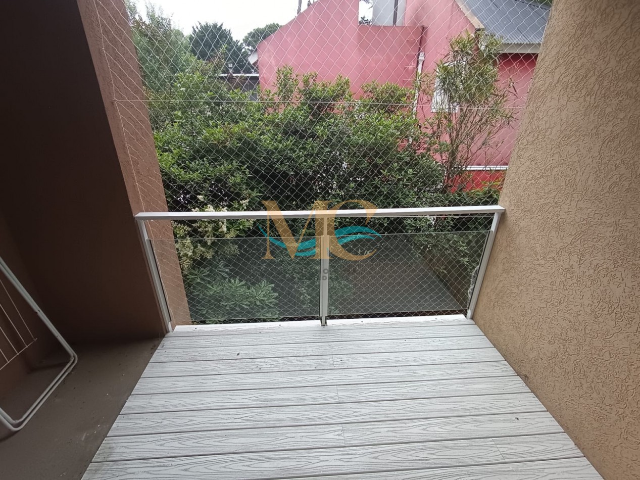 Departamento en venta con 2 cocheras cubiertas