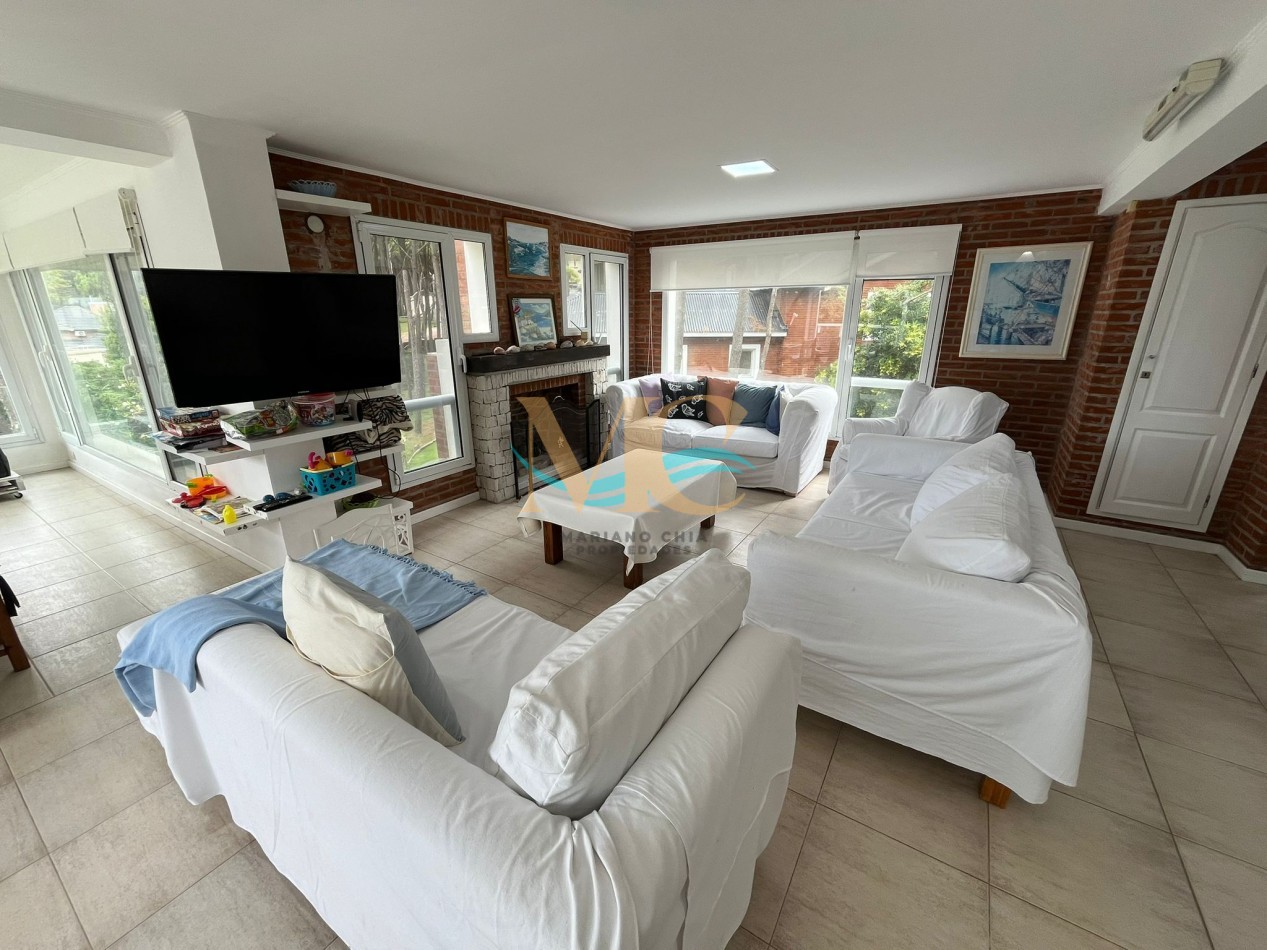 Impecable Casa a la venta en Pinamar Norte
