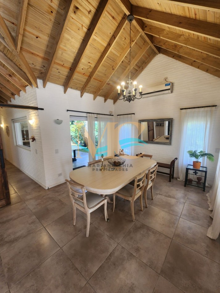 Casa 5 ambientes en Venta en Valeria del Mar