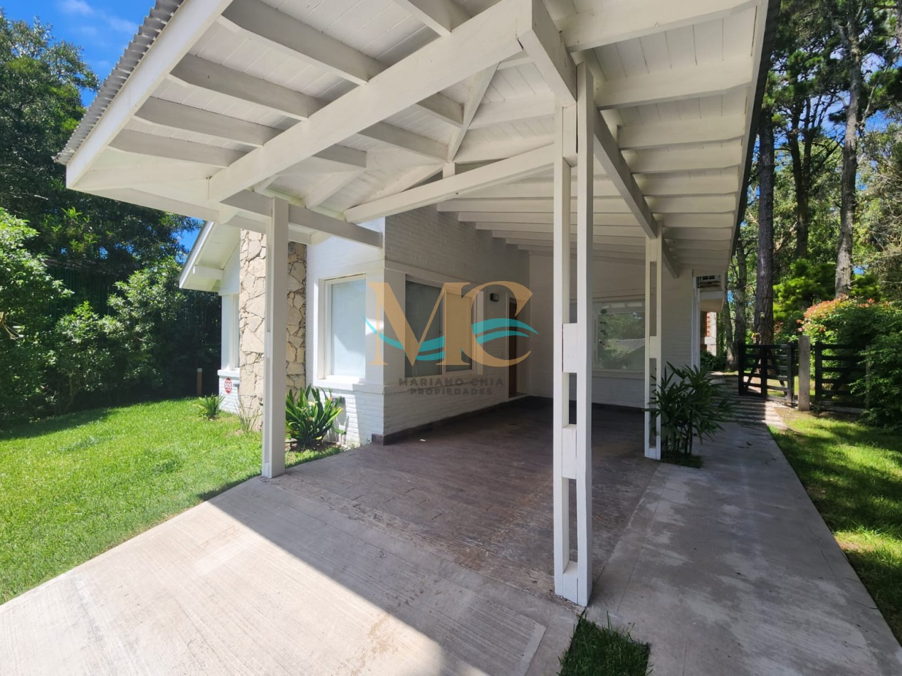 Casa 5 ambientes en Venta en Valeria del Mar