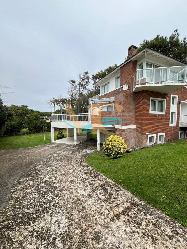 Impecable Casa a la venta en Pinamar Norte