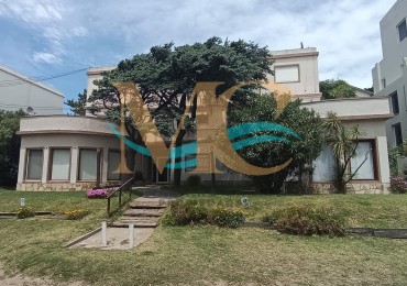 Departamento en Pinamar a 50mts del mar!!